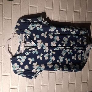 Liz Claiborne Blue Floral Short Sleeve Tee